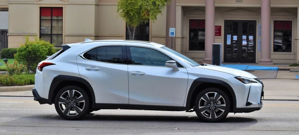 Lexus UX Hybrid